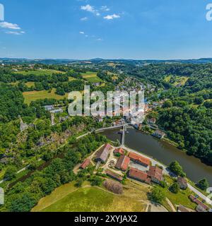 Blick auf das romantische Hals-Viertel Passau im Ilztal Stockfoto