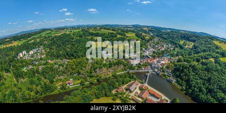 Blick auf das romantische Hals-Viertel Passau im Ilztal Stockfoto