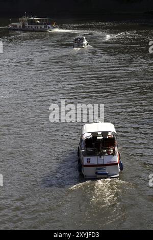 Motorboot auf der Saar Stockfoto