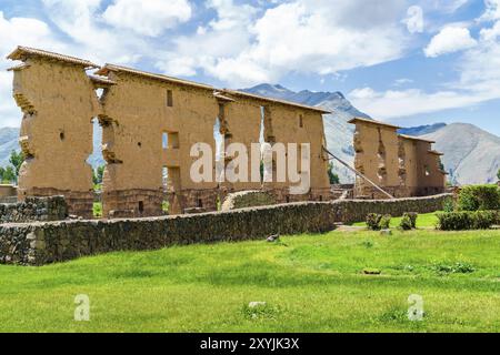 Tempel der Wiracocha befindet sich in der Inka-Stätte von Raqchi ganz in der Nähe des kleinen Dorfes San Pedro de Cacha in Peru Stockfoto