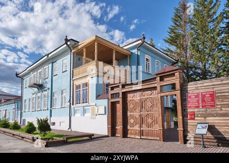 Jelabuga, Russland - 22. Mai 2024: Museum des Gedenkhauses von Iwan Schishkin, erbaute seinen Vater, Wohltäter, öffentliche Figur des 19. Jahrhunderts. Kulturgegenstand Stockfoto