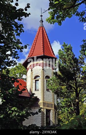 Wunderschönes altes deutsches Haus in der Kutuzov Straße. Kaliningrad (Königsberg vor 1946), Russland, Europa Stockfoto