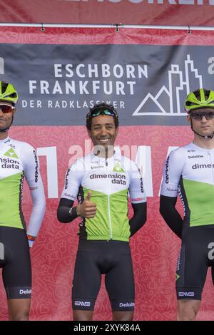 ESCHBORN, DEUTSCHLAND, 1. MAI: Radfahrer %1 (%2) meldet sich beim Radrennen Eschborn-Frankfurt an, einem jährlichen klassischen Radrennen, das in Eschborn und f startet Stockfoto