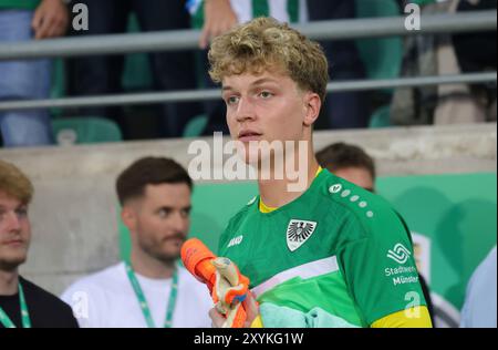 Münster, Deutschland. August 2024. firo: 27.08.2024, Fußball, DFB-Pokal, Pokal, Saison 2024/2025, 1. Runde, SCP Preussen Münster - VfB Stuttgart 0,5 Ersatztorhüter Johannes Schenk, SCP/dpa/Alamy Live News Stockfoto