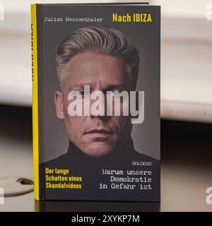 20240830 PK zur Erscheinung des Buches -nach Ibiza- von Julian Hessentahler WIEN, OESTERREICH - 30. AUGUST: Pressekonferenz anlaesslich der Erscheinung seines Buches -nach Ibiza- im Verlag Goldegg im Presseclub Concordia am 30. August 2024 in Wien, Oesterreich. 240830 SEPA 17 001 Copyright: XIsabellexOuvrardx SEPAxMedia Stockfoto