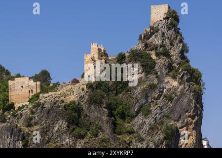 Castillo de La Iruela, origenes Almohade, construido sobre cimientos pre-bereberes, La Iruela, Valle del Guadalquivir, Parque Natural Sierras de Cazorla Stockfoto