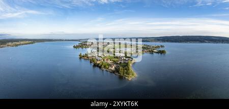 Luftaufnahme, Panorama der Insel Reichenau im Bodensee von Westen aus gesehen, links der Gnadensee mit der Gemeinde Allensbach, Stockfoto