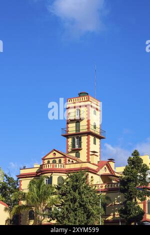 Blick auf ein historisches Gebäude in Funchal auf der Insel Madeira, Portugal, Europa Stockfoto