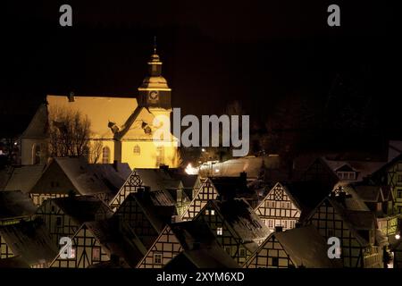 Altstadt Freudenberg, Siegerland, im Winter, in der Nacht Stockfoto