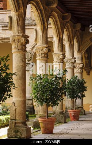 Claustro renacentista, siglo XVI, Monasterio de San Jeronimo de Yuste, siglo XV, Comarca de la Vera, Caceres, Extremadura, Spanien, Europa, Europa Stockfoto