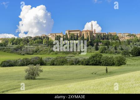 PIENZA, TOSKANA, ITALIEN, 19. MAI: Blick auf Pienza in der Toskana am 19. Mai 2013 Stockfoto