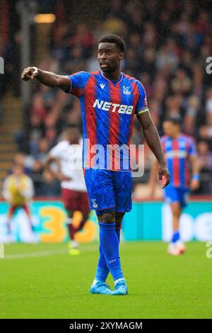 London, Großbritannien. August 2024. Marc Guehi (6) von Crystal Palace während des Spiels Crystal Palace FC gegen West Ham United FC English Premier League im Selhurst Park, London, England, Vereinigtes Königreich am 24. August 2024 Credit: Every Second Media/Alamy Live News Stockfoto