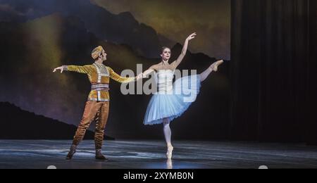 Marius Petipa brachte 1877 die Choreographie LA BAYADERE auf die Bühne in St. Petersburg. Glücklicherweise sind die Anmerkungen des Originals Prese Stockfoto