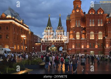 Moskau, Russland, 22. September. 2018. Woskresenskije vorota und historisches Museum auf einem Manezhnaya-Platz, Europa Stockfoto