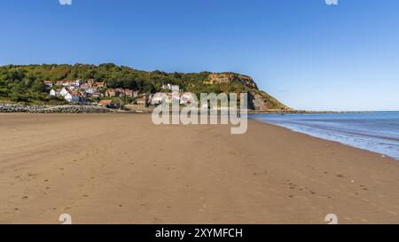 Runswick Bay, North Yorkshire, England, Vereinigtes Königreich, 12. September, 2018: Blick vom Strand in Richtung Runswick Bay Stockfoto