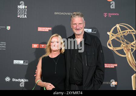 Produzent Michael Souvignier und Moderatorin Claudia Kleinert kommt zur Abendveranstaltung anlässlich der Kölner Jurysitzung zum internationalen Emmy Award 2024 - Halbfinalrunde der Jury des internationalen Emmy Awards auf Schloss Arff *** Produzent Michael Souvignier und Moderatorin Claudia Kleinert nehmen an der Abendveranstaltung anlässlich der Kölner Jurysitzung für den internationalen Emmy Award 2024 Teil Stockfoto