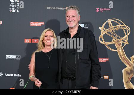 Produzent Michael Souvignier und Moderatorin Claudia Kleinert kommt zur Abendveranstaltung anlässlich der Kölner Jurysitzung zum internationalen Emmy Award 2024 - Halbfinalrunde der Jury des internationalen Emmy Awards auf Schloss Arff *** Produzent Michael Souvignier und Moderatorin Claudia Kleinert nehmen an der Abendveranstaltung anlässlich der Kölner Jurysitzung für den internationalen Emmy Award 2024 Teil Stockfoto