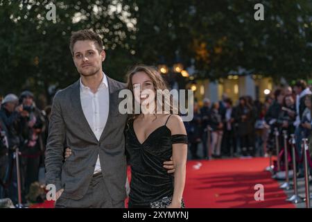 FRANKFURT AM MAIN, DEUTSCHLAND, 18. Oktober 2019: Philip Birnstiel und Darya Gritsyuk bei ihrer Ankunft auf dem Roten Teppich beim Hessischen Film- un Stockfoto