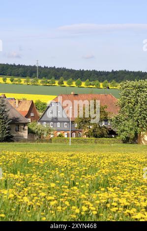 Obercunnersdorf, Museumsdorf in der Gemeinde Kottmar, in Sachsen, Umgebindehaus in der Oberlausitz im Museumsdorf, typische Umgebinde Stockfoto