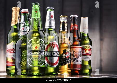 POSEN, POLEN, 21. JULI 2017: Bier ist das am häufigsten konsumierte alkoholische Getränk der Welt, sein globaler Markt wird weitgehend von Marken von Séran dominiert Stockfoto