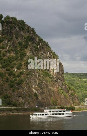 Legendärer Felsen auf dem Rhein Stockfoto