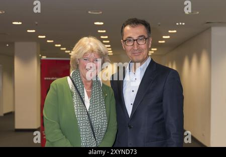FRANKFURT AM MAIN, 21. Oktober 2023: Monika Gruetters und Cem Oezdemir auf der 75. Frankfurter Buchmesse, Europa Stockfoto