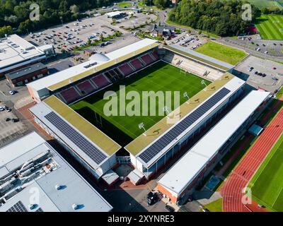 Eine Luftaufnahme von Leigh Sports Village, Heimstadion der Leigh Leopards, vor dem Spiel der Betfred Super League Runde 24 Leigh Leopards vs Warrington Wolves im Leigh Sports Village, Leigh, Großbritannien, 30. August 2024 (Foto: Craig Thomas/News Images) Stockfoto