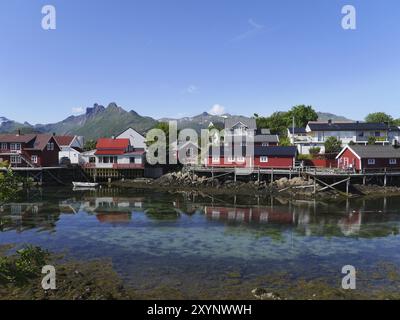 Aus Wikipedia: Svolvaer ist eine norwegische Stadt im Südosten der Insel Austvagoy am Vestfjord. Svolvaer ist der Verwaltungsrat Stockfoto