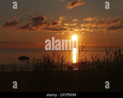 Sonnenuntergang an der Ostsee in der Nähe von Kabli, Estland, Europa Stockfoto