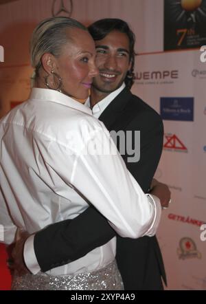 Natascha Ochsenknecht und ihr Partner Umut Kekilli beim 7. GRK Golf Charity Masters 2014 Leipzig Stockfoto