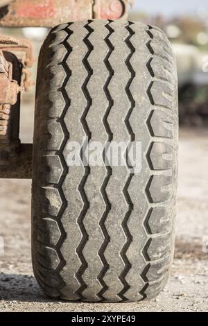 Nahaufnahme von Profil von einem Traktor Anhänger reifen, vintage Stockfoto