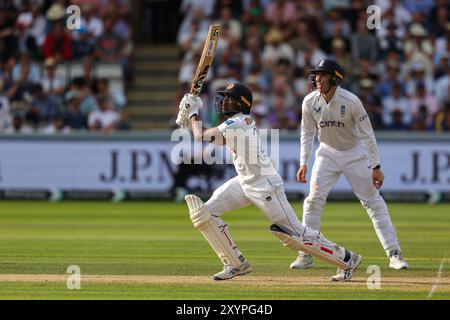 London, England. 30. August 2024. Kamindu Mendis aus Sri Lanka während des zweiten Tages des Rothesay Men's 2 Test Matches zwischen England und Sri Lanka im Lord’s Cricket Ground. Quelle: Ben Whitley/Alamy Live News Stockfoto