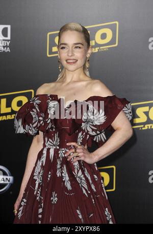 Emilia Clarke auf der Premiere von Disney Pictures und Lucasfilms „Solo: A Star Wars Story“ am 10. Mai im El Capitan Theatre in Hollywood, USA, Stockfoto