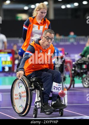 Paris, Frankreich. 30. August 2024. PARIS, FRANKREICH - AUGUST 30: Daniel Perez aus den Niederlanden tritt am 30. August 2024 in Paris an der Paralympischen Paralympischen Paralympischen Paralympischen Parisspiele Paris 2024 in der South Paris Arena an. (Foto von Patrick Goosen/BSR Agency) Credit: BSR Agency/Alamy Live News Stockfoto