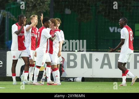 Amsterdam, Niederlande. 30. August 2024. AMSTERDAM, NIEDERLANDE - AUGUST 30: Beim niederländischen Keuken Kampioen Divisie Spiel zwischen Jong Ajax und FC den Bosch im Sportpark de Toekomst am 30. August 2024 in Amsterdam. (Foto von Gerard Spaans/Orange Pictures) Credit: Orange Pics BV/Alamy Live News Stockfoto