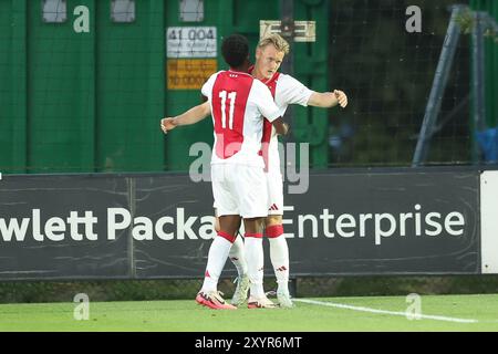 Amsterdam, Niederlande. 30. August 2024. AMSTERDAM, NIEDERLANDE - AUGUST 30: Beim niederländischen Keuken Kampioen Divisie Spiel zwischen Jong Ajax und FC den Bosch im Sportpark de Toekomst am 30. August 2024 in Amsterdam. (Foto von Gerard Spaans/Orange Pictures) Credit: Orange Pics BV/Alamy Live News Stockfoto