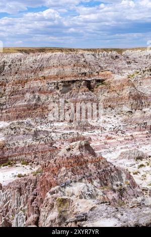 Foto von Hell's Half Acre, einem unheimlichen erodierten Steinbruch westlich von Casper im Natrona County, Wyoming, USA. Stockfoto