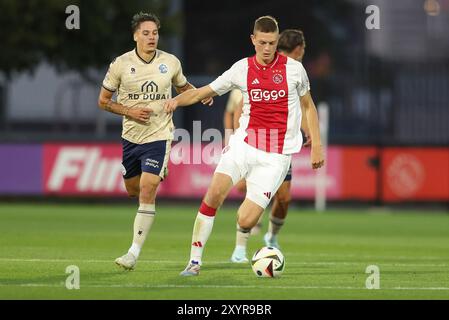 Amsterdam, Niederlande. 30. August 2024. AMSTERDAM, NIEDERLANDE - AUGUST 30: Janse von Jong Ajax beim niederländischen Keuken Kampioen Divisie Spiel zwischen Jong Ajax und FC den Bosch im Sportpark de Toekomst am 30. August 2024 in Amsterdam. (Foto von Gerard Spaans/Orange Pictures) Credit: dpa/Alamy Live News Stockfoto