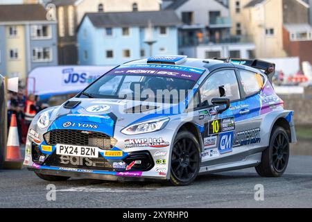 Aberystwyth, Dyfed, Großbritannien. 30. August 2024. 2024 FIA European Rally Championship Day 1; Fahrer Matt Edwards und Beifahrer David Moynihan in ihren Ford Fiesta Mk II Tackle Stage 1 und 2 der Rallye in Aberystwyth Credit: Action Plus Sports/Alamy Live News Stockfoto