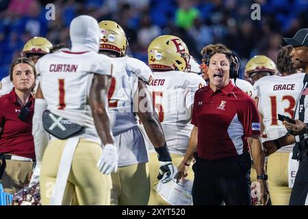 30. August 2024: Elon Phoenix-Cheftrainer Tony Trisciani im ersten Quartal gegen die Duke Blue Devils im ACC Football Matchup im Wallace Wade Stadium in Durham, NC. (Scott Kinser/CSM) Credit: CAL Sport Media/Alamy Live News Stockfoto