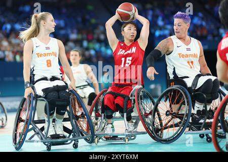 Paris, Frankreich. 30. August 2024. Mari Amimoto (JPN) Rollstuhl-Basketball : Vorrunde der Frauen Gruppe B Spiel zwischen Japan 34-87 Nederland während der Paralympischen Spiele 2024 in der Bercy Arena in Paris, Frankreich. Quelle: Naoki Morita/AFLO SPORT/Alamy Live News Stockfoto