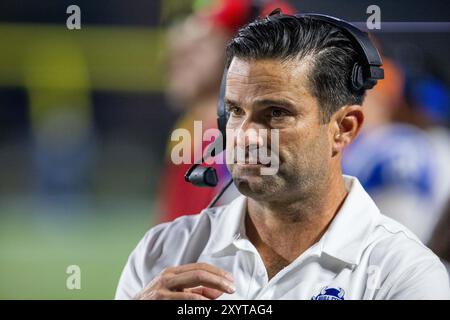 30. August 2024: Duke Blue Devils Head Coach Manny Diaz im vierten Quartal gegen die Elon Phoenix im ACC Football Matchup im Wallace Wade Stadium in Durham, NC. (Scott Kinser/CSM) Credit: CAL Sport Media/Alamy Live News Stockfoto