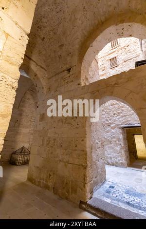 Zitadelle von Qaitbay, Festung aus dem 15. Jahrhundert, Innere der Burg, Alexandria, Ägypten, Nordafrika Stockfoto