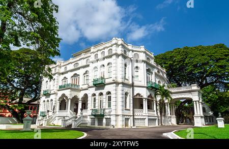 White Hall, das Büro des Premierministers und eines der prächtigen Sieben Herrenhäuser im Queen's Park Savannah in Port of Spain, Trinidad und Tobago Stockfoto