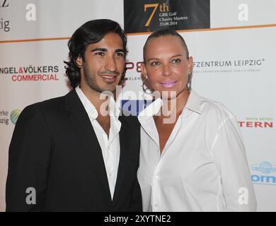 Natascha Ochsenknecht und ihr Partner Umut Kekilli beim 7. GRK Golf Charity Masters 2014 Leipzig Stockfoto