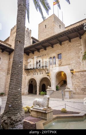 Innenhof im Königlichen Palast von La Almudaina, Palma, Mallorca, Spanien, Europa Stockfoto