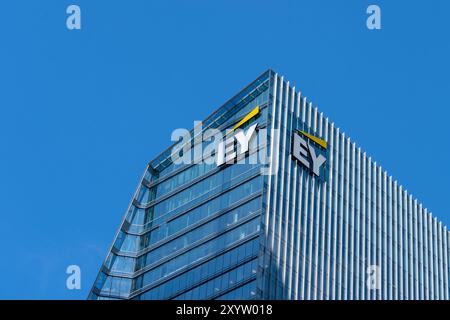 EY Tower in der Innenstadt von Toronto. Stockfoto