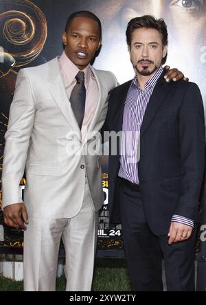 Robert Downey Jr. und Jamie Foxx bei der Premiere von „The Soloist“ in Los Angeles, die am 20. April 2009 im Paramount Studios Theatre in Hollywood stattfindet. Cr Stockfoto