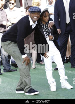 WESTWOOD, KALIFORNIEN, 26. OKTOBER 2008: Will Smith und Jaden Smith bei der Premiere von Madagascar: Escape 2 Africa im Mann Village Theat in Los Angeles Stockfoto