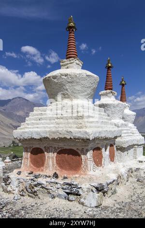 Heilige Stupas in Ladakh, Nordindien Stockfoto